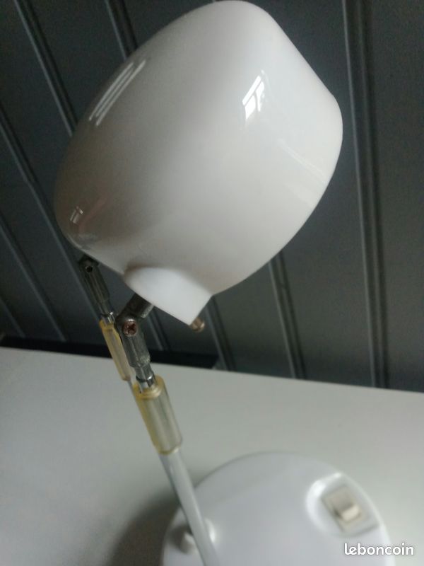 Petite lampe de bureau (image 7)
