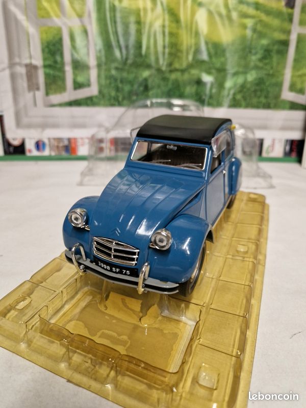 Solido - 1:17 - Citroen 2CV 1966 - Prestige Ref 8029 Solido - 1:17 - Citroen 2CV 1966 - Prestige Ref 8029