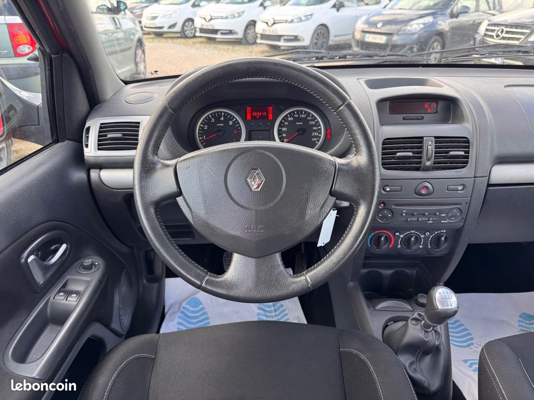 RENAULT Clio Campus 1.2 16V 75 CV eco2 Pack Clim PREMIERE MAIN (image 11)