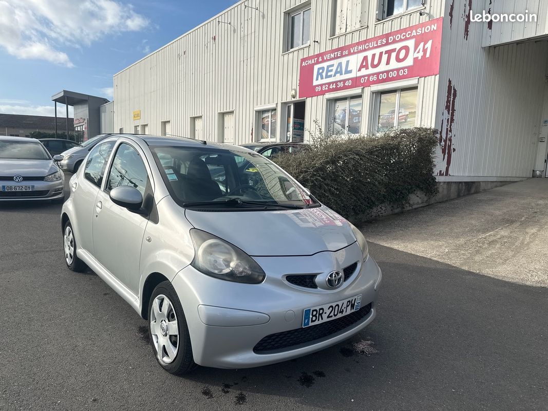 Toyota aygo 1 0 vvti 128266km voitures