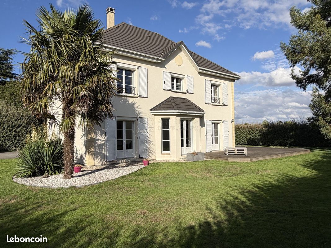 Maison 5 pièces 160 m² · à Yvetot · 160 m² · 460 000 €