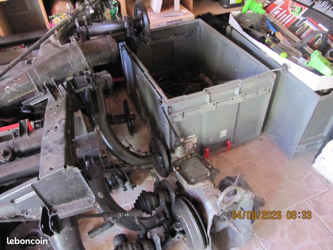 Diverses pieces mecanique 2 cv (image 3)