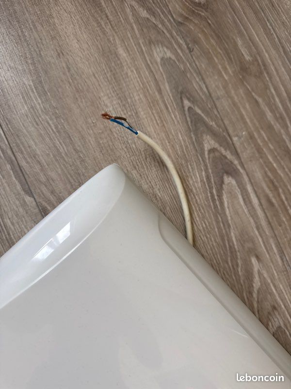 Chauffage à accrocher dans une salle d’eau (image 3)