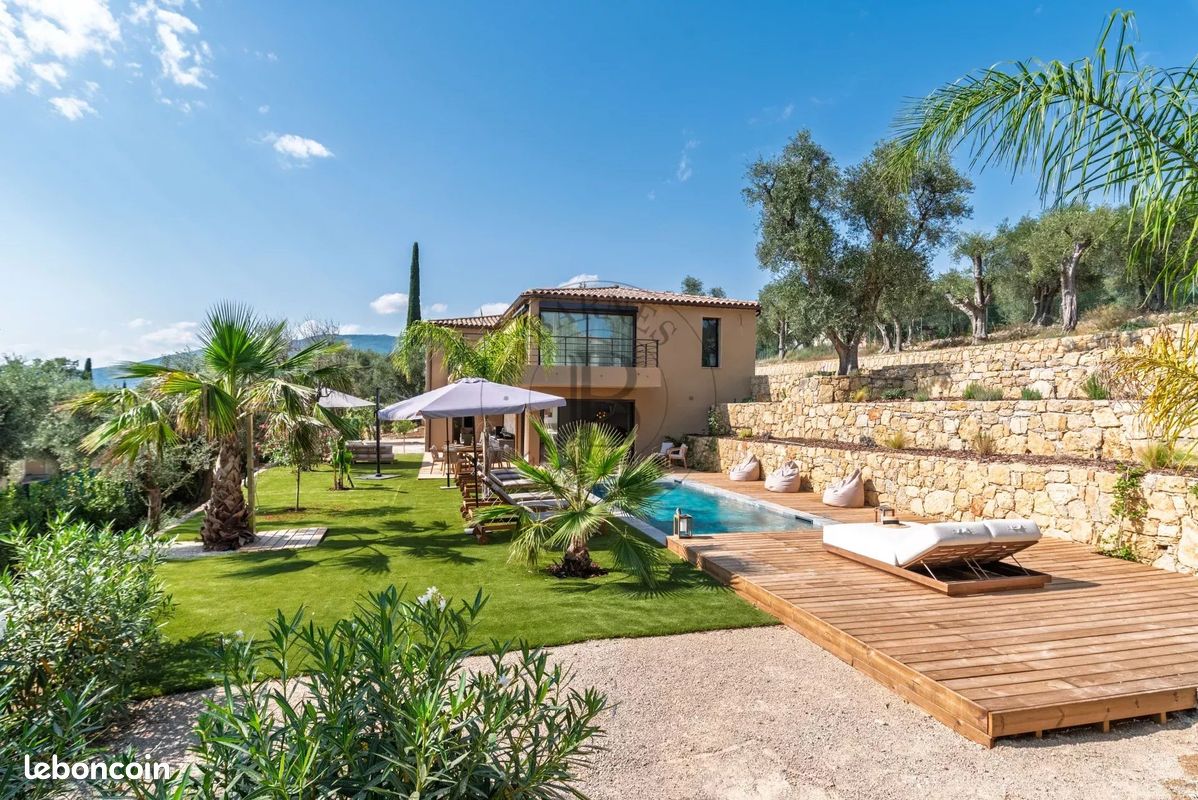 Maison 6 pièces 323 m² · à Opio · 323 m² · 3 280 000 €