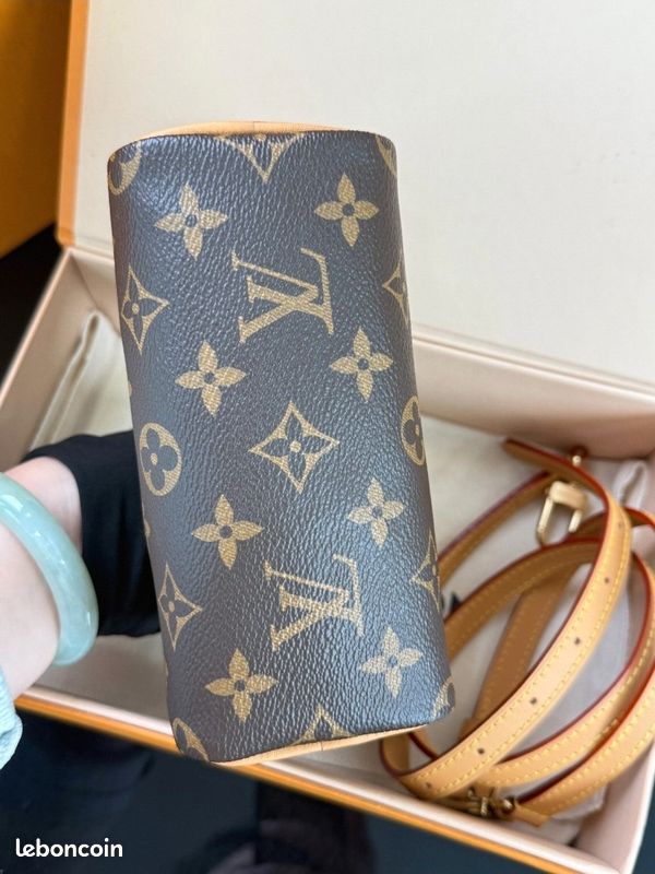 Sacs Louis&Vuitton Nano Speedy - Iconique petit sac cylindre (image 3)