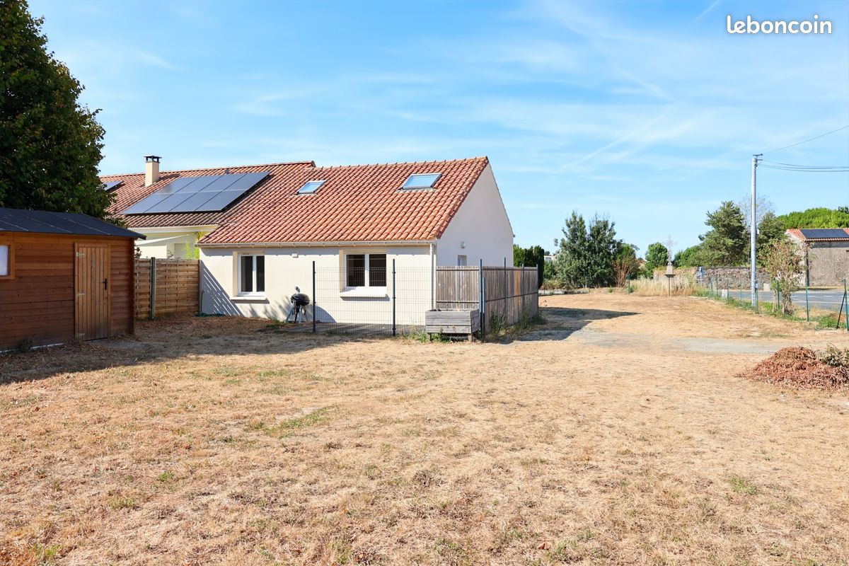 Maison 4 pièces 77 m² · à Saint-Hilaire-de-Clisson · 77 m² · 219 900 €