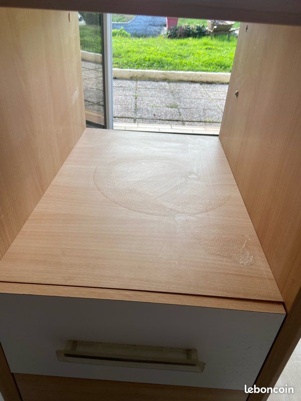 Bureau (image 3)