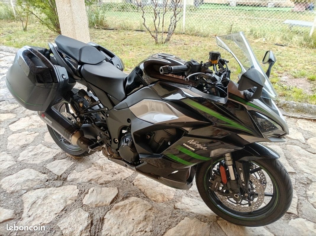 Kawasaki Ninja 1000 SX Sport Tourer (image 2)