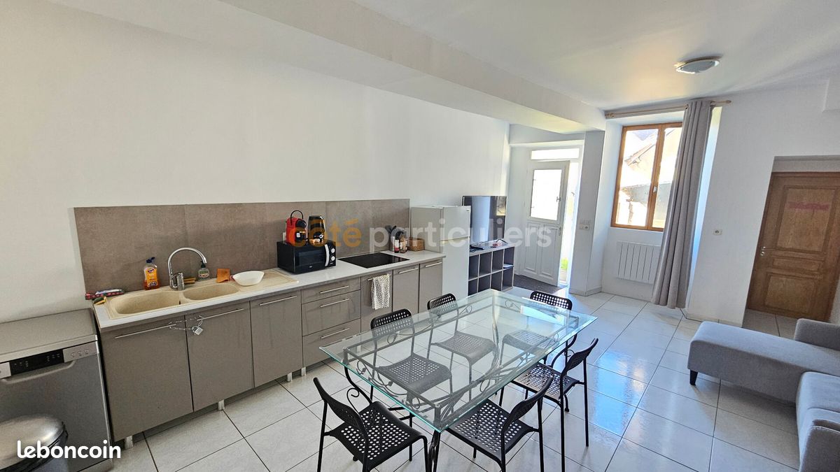 Appartement 3 pièces 69 m² · à Armeau · 69 m² · 620 €