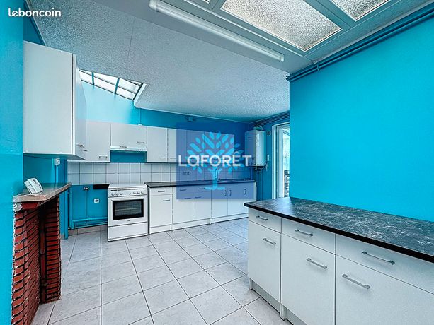 https://img.leboncoin.fr/api/v1/lbcpb1/images/a8/53/73/a8537327e2dc627a5fcd34f4d5c509058b02a206.jpg?rule=ad-image