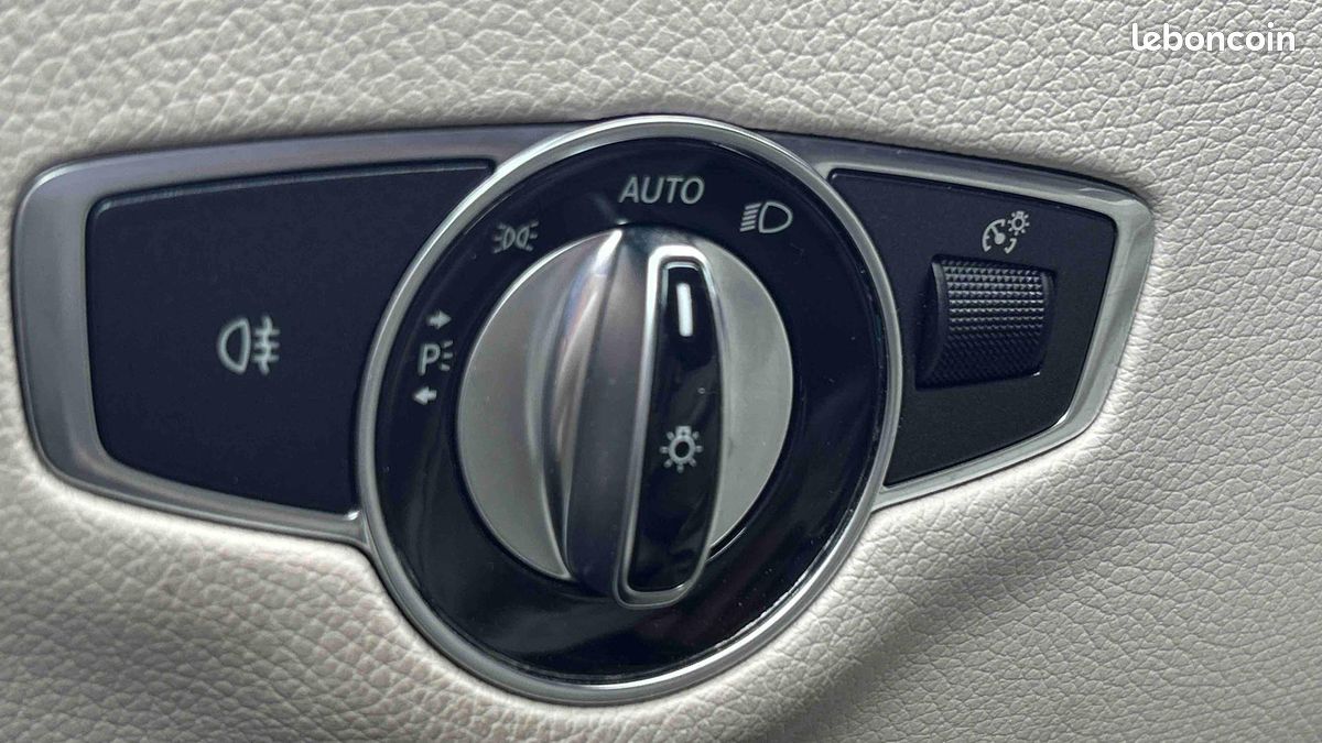 MERCEDES Classe E Break 220 d 9G-Tronic 4-Matic Executive (image 25)