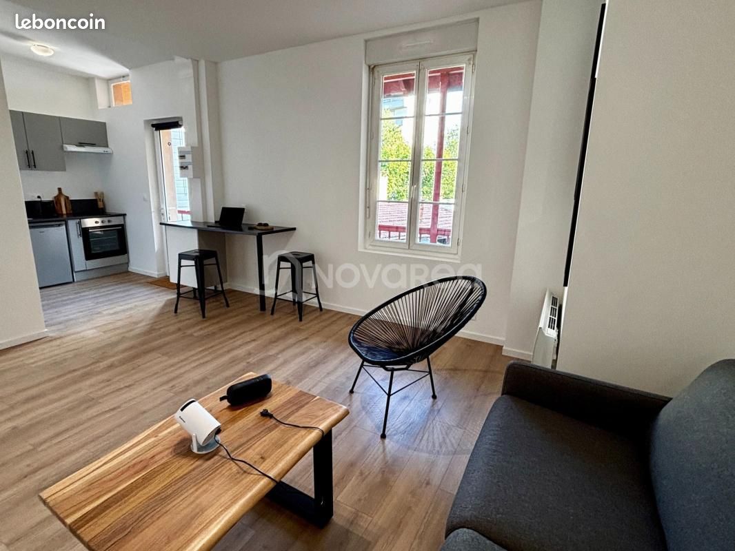 Appartement 1 pièce 25 m² · à Pau · 25 m² · 530 €/mois