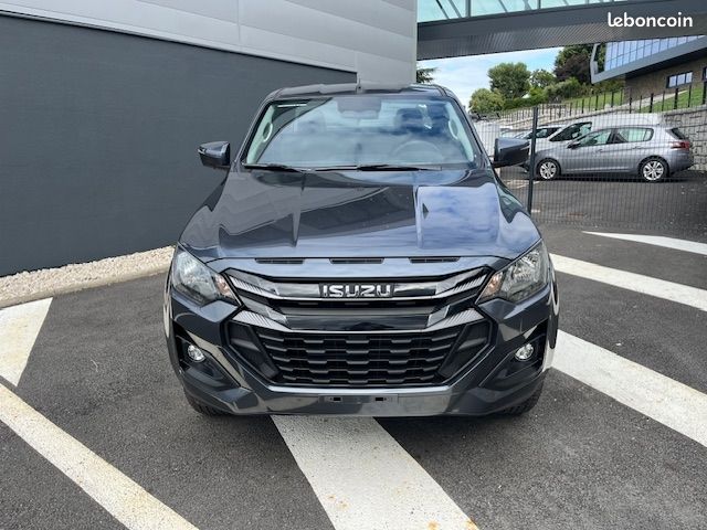 Isuzu D-MAX 2.2 DDI 164CH EVOLUTION SPACE M/T (image 2)