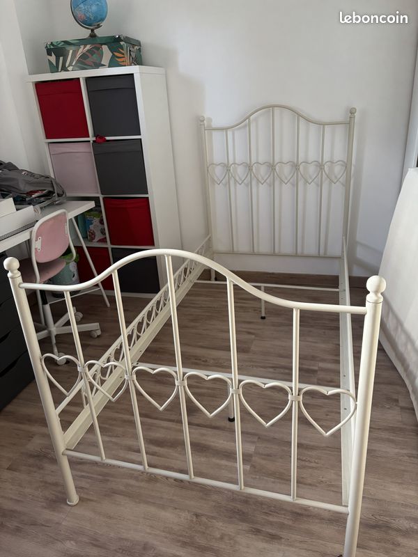 Lit enfant métal blanc style romantique – 90x190 (image 1)