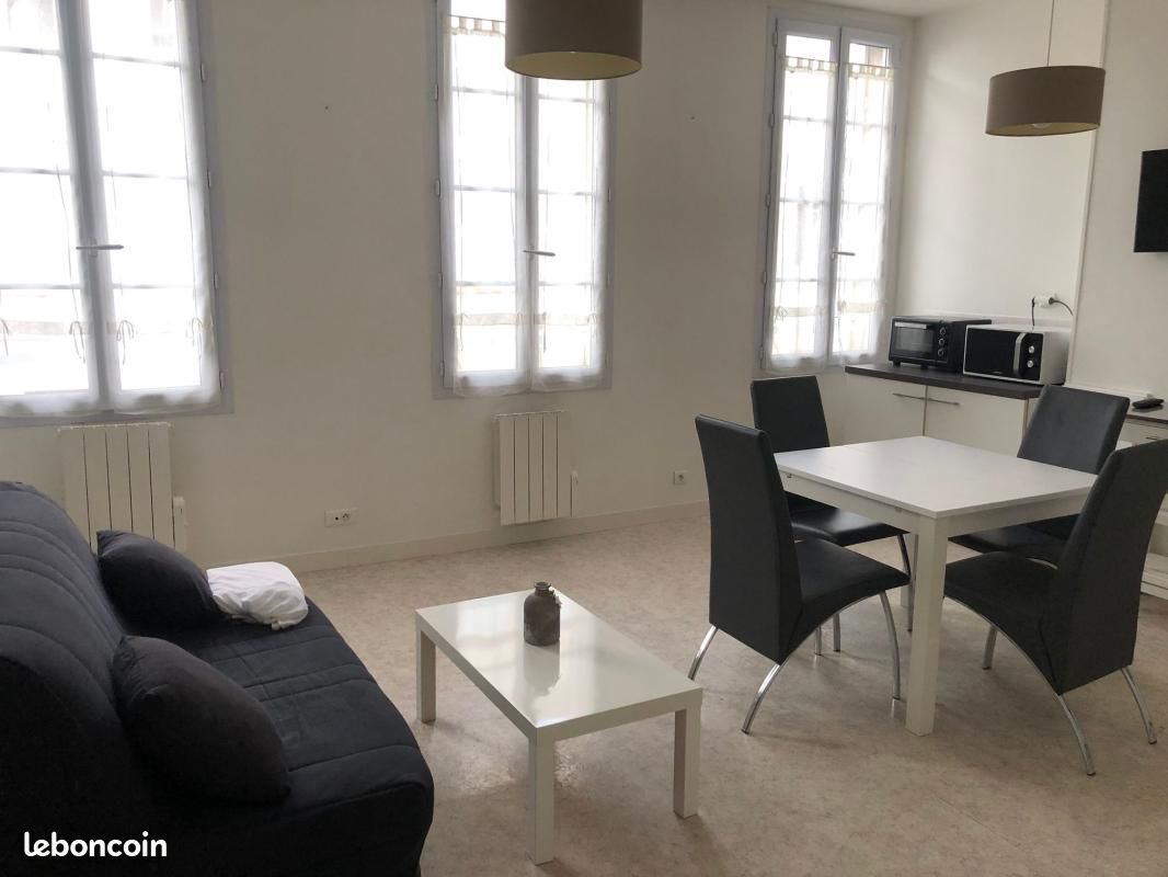 Appartement 1 pièce 42 m² · à Rochefort · 42 m² · 595 €/mois