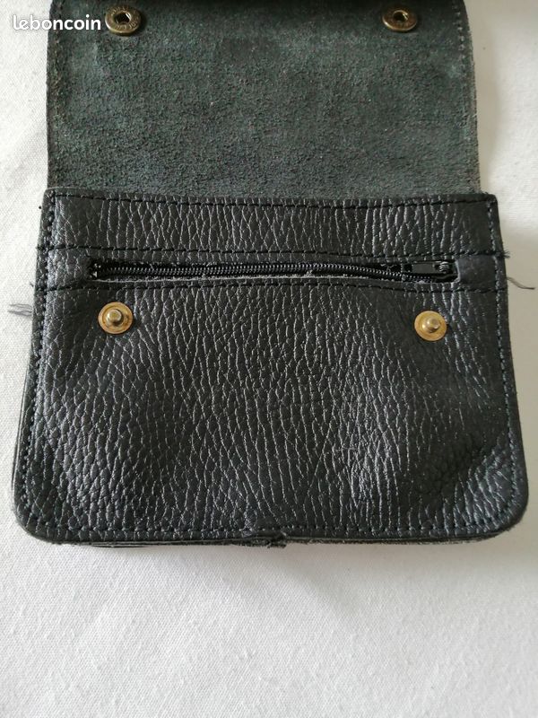 Pochette de voyage (image 3)