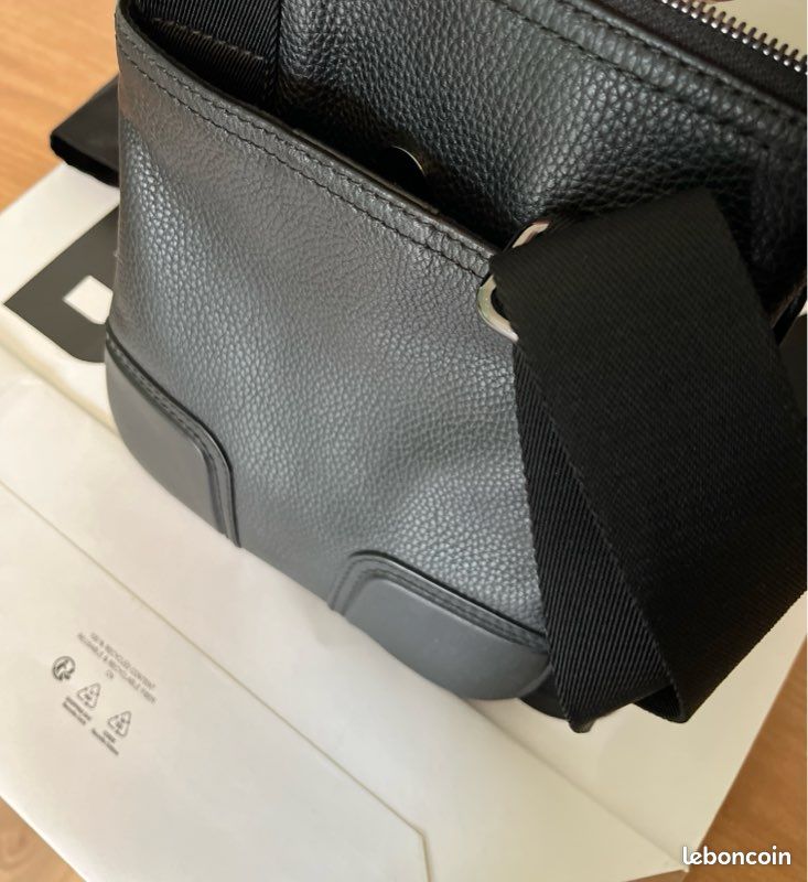 Sacoche Cuir Sacoche Bandouliere Homme Hugo Boss Sac Bandoulière