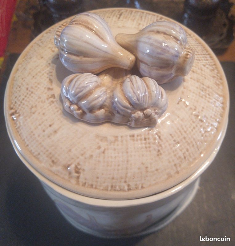 Boîte pour oignons, échalotes, ails en porcelaine Décoration