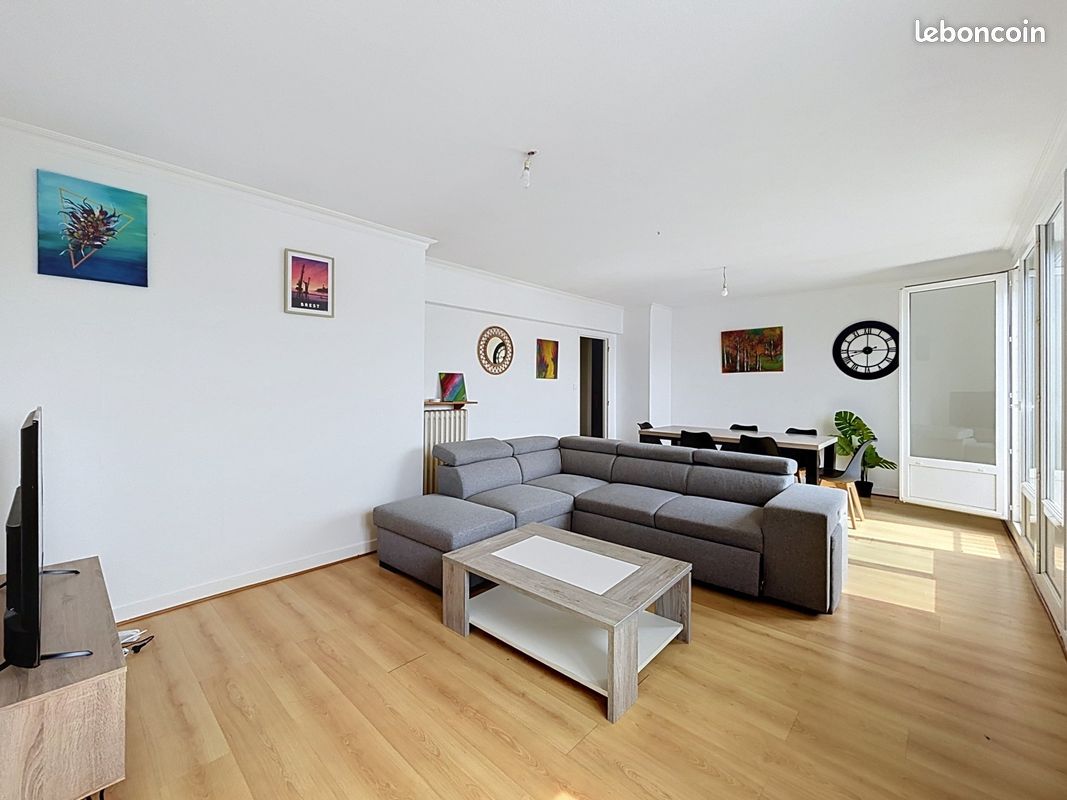 Appartement 5 pièces 82 m² · à Brest · 82 m² · 800 €