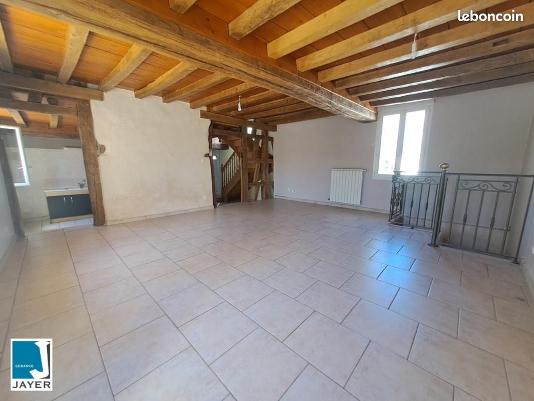 Maison 5 pièces 129 m² · à Ouroux-sur-Saône · 129 m² · 935 €/mois