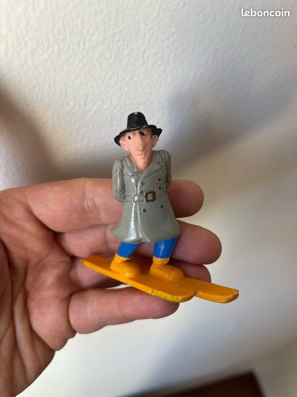 Inspecteur Gadget - figurine Inspecteur Gadget à skis bandai 1983