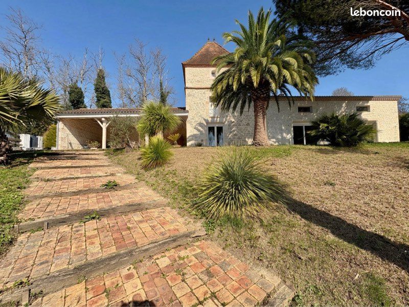 Maison 12 pièces 400 m² · à Agen · 400 m² · 619 000 €