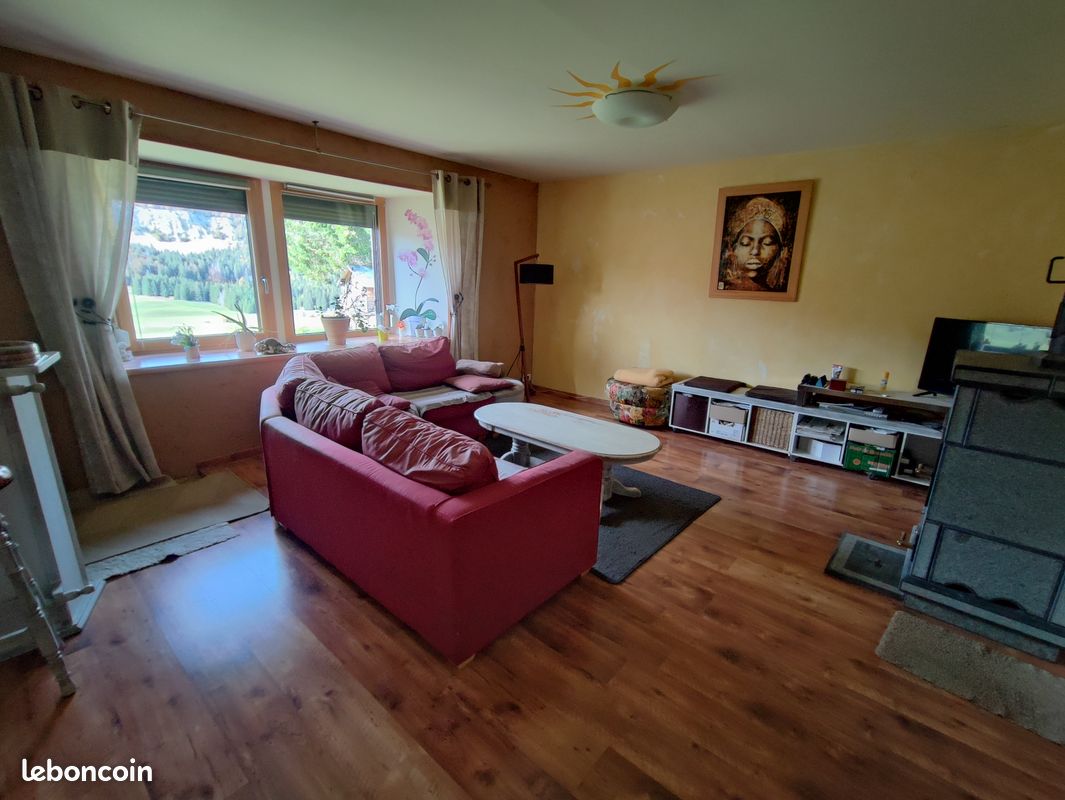 Maison 5 pièces 192 m² · à Bois-d'Amont · 192 m² · 390 000 €