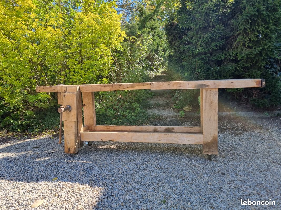 Établi ancien bois massif 236 cm avec étau – robuste – atelier ou déco (image 2)