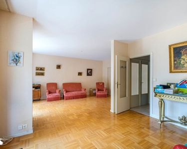 Appartement 369 600 € - 93 m²