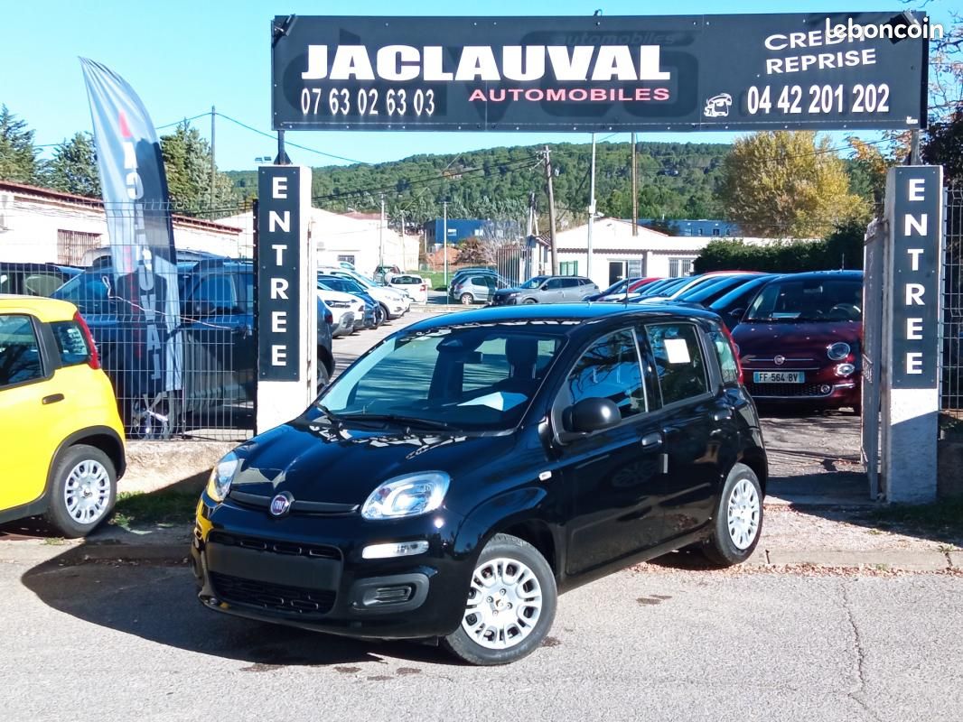 Fiat Panda 1.0 70 ch Hybrid BSG S/S Icone + peinture métallisée + kit gonflage (image 1)
