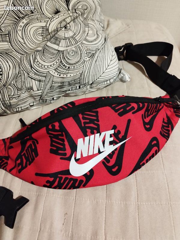 Pochette banane Nike Accessoires Bagagerie