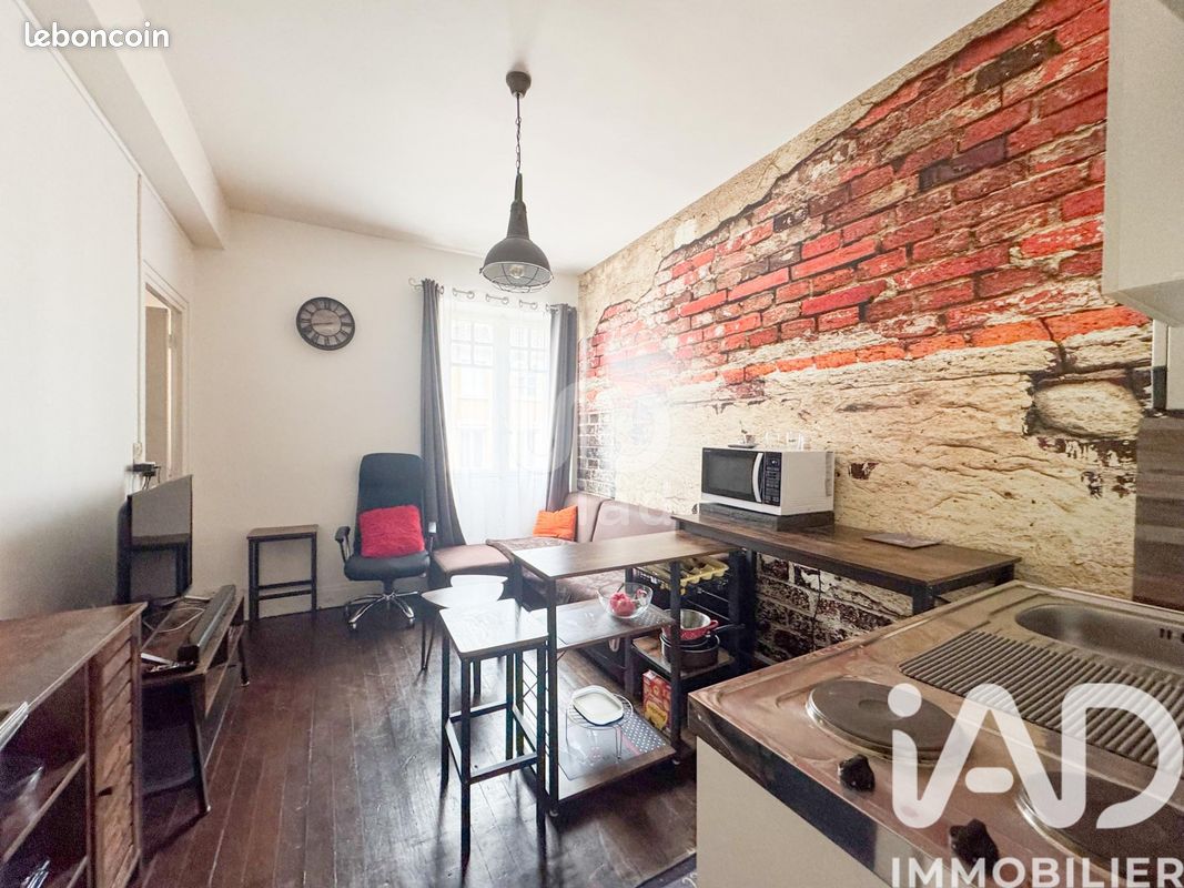 Appartement 4 pièces 72 m² · à Saint-Affrique · 72 m² · 92 000 €