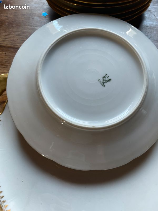 Vends vaisselle ancienne , porcelaine , services complets et raretés (image 5)