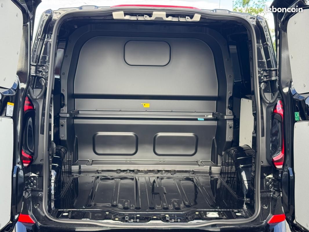 Volkswagen Transporter PROCAB L1H1 2.0 TDI 170 BVA8 BUSINESS - 4P (image 23)