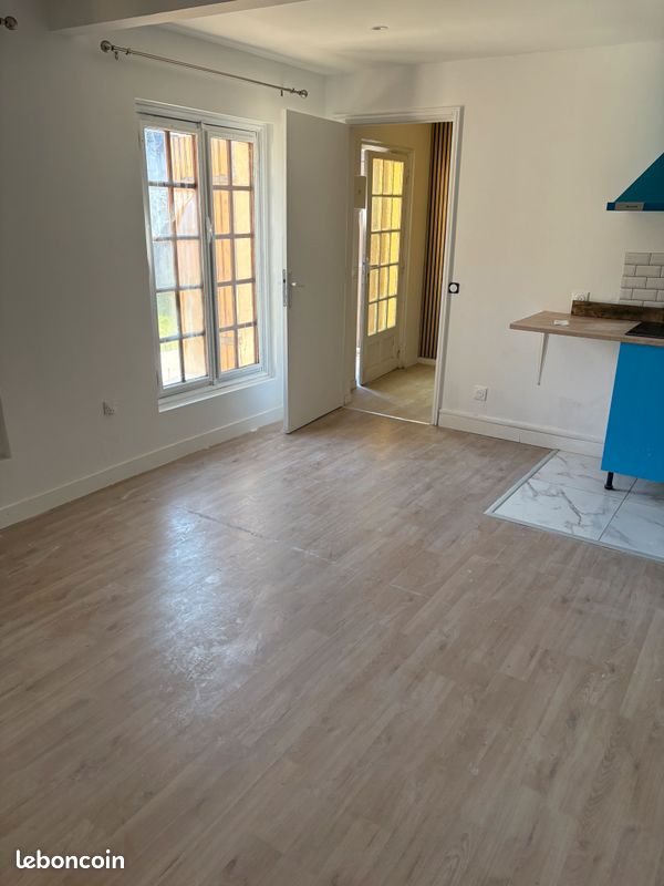 Location studio 24m2 - Locations