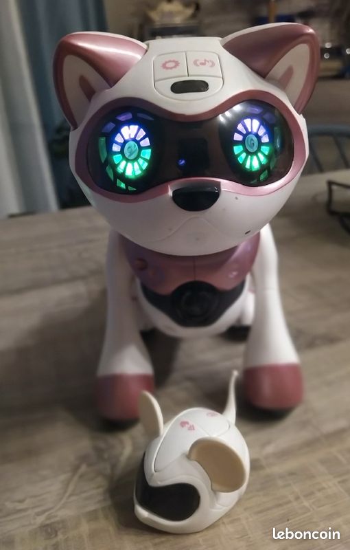 Robot chat avec souris de Teksta (image 1)