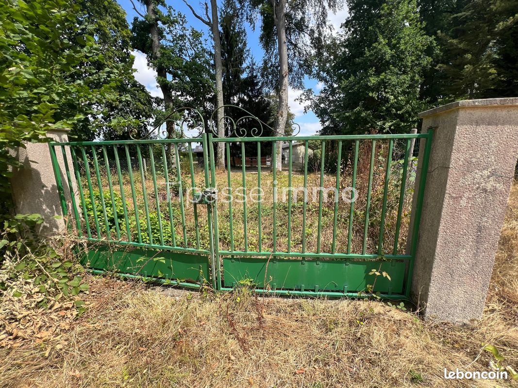 Terrain 1440 m² · à Thénouville · 1 440 m² · 65 000 €