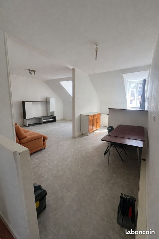 Appartement 2 pièces 47 m² · à Fougères · 47 m² · 500 €