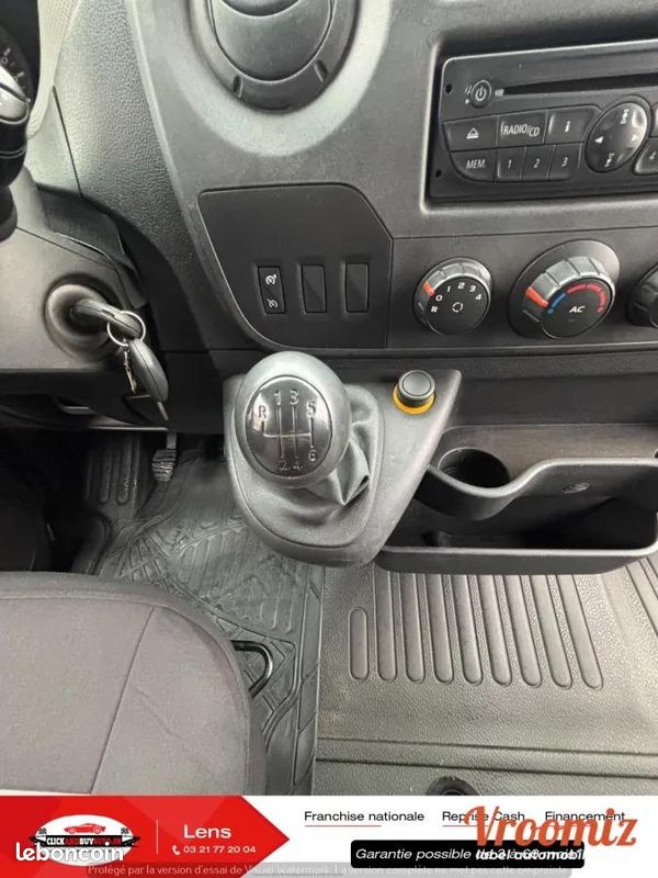 Renault Master 2.3 DCI / CLIM / REGULATEUR / LIMITEUR / RADIO CD / ACCOUDOIR / ABS / AIRBAGS (image 18)