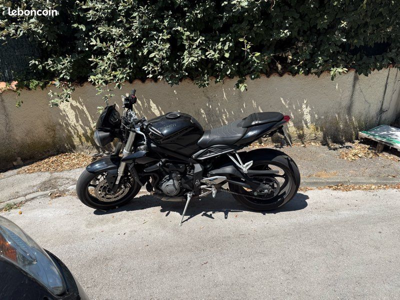 TRIUMPH STREET TRIPLE 660s abs éligible A2 (image 1)