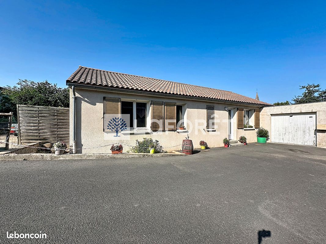 Maison 4 pièces 90 m² · à Saint-Varent · 90 m² · 83 590 €