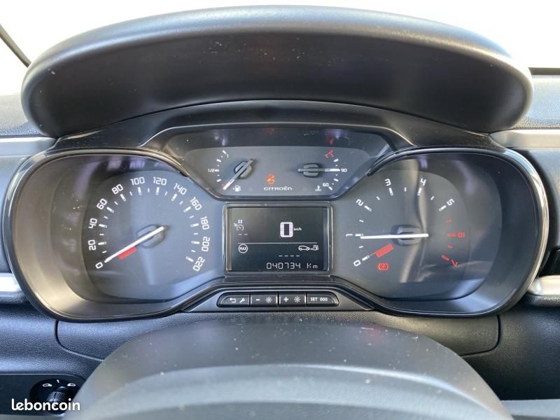 Citroen C3 1.2 PureTech 83ch S&S YOU (image 9)