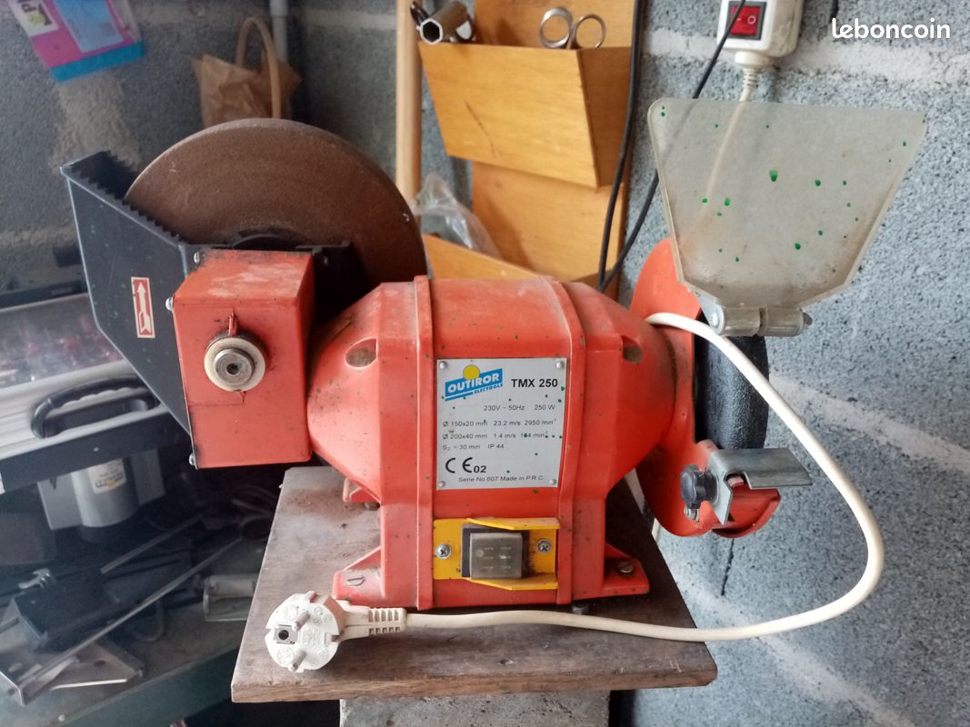 Vends meule touret (image 1)