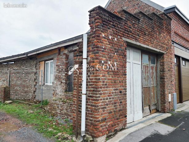 Garage/box 40 m² Provin