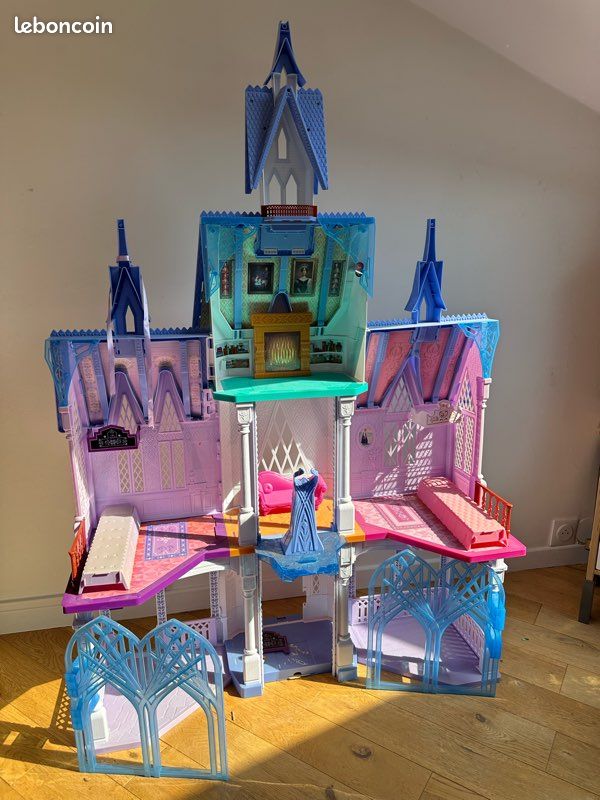 Grande Maison de poupée La reine des Neiges (image 2)