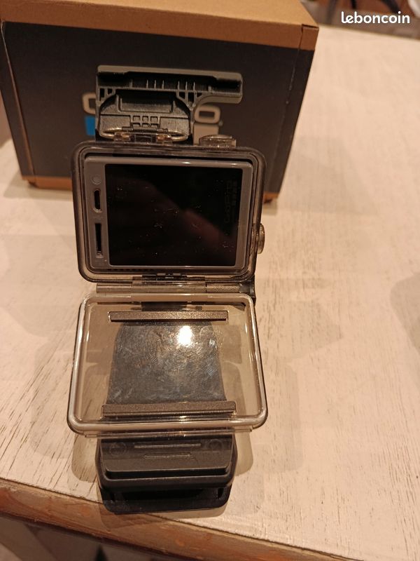 Go pro avec accessoires (image 5)