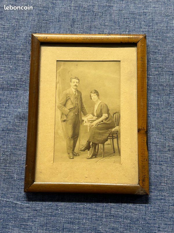 Ancienne photo d’un couple lyonnais (image 1)