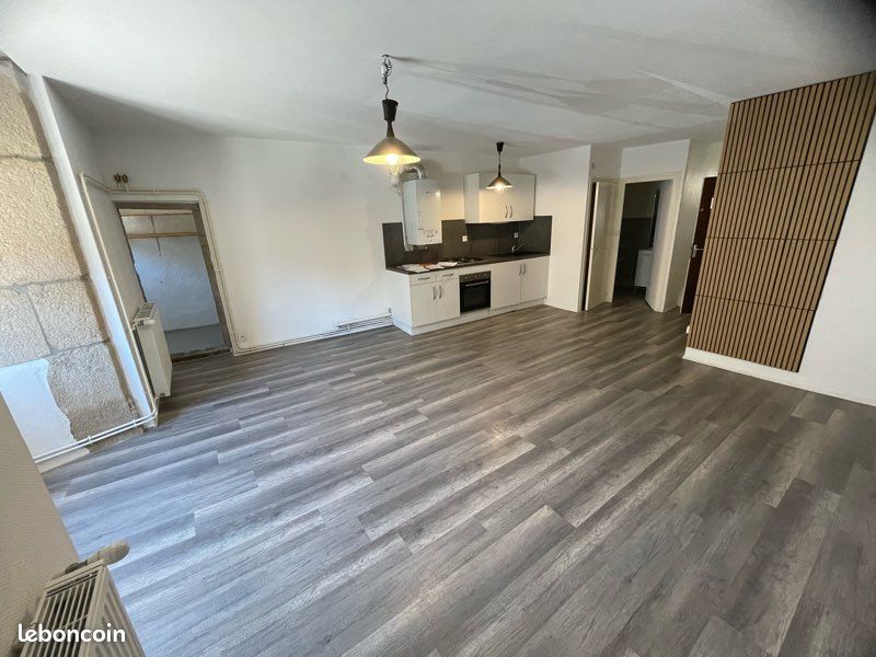 Appartement 4 pièces 73 m² · à Sury-le-Comtal · 73 m² · 600 €/mois