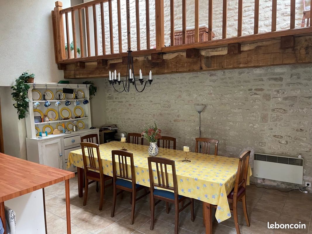 Maison 8 pièces 225 m² - Verdille 16140 (image principale 7)