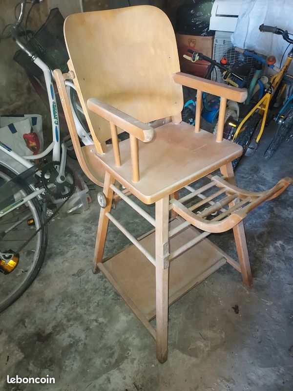 Chaise haute en bois (image 2)
